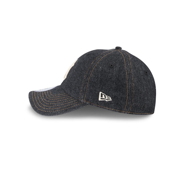 New York Yankees Faded Denim Black Casual Classic