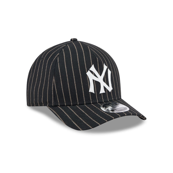 New York Yankees Three Looms Pinstripe 9FORTY A-Frame M-Crown Adjustable