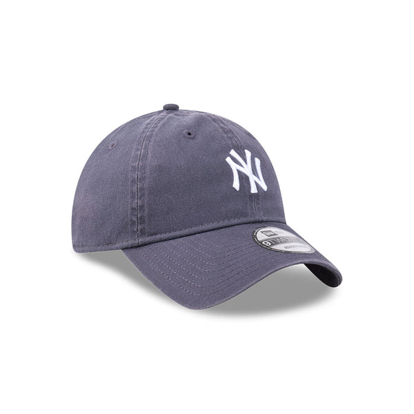 New York Yankees MLB Essentials Midi Graphite 9TWENTY Cloth Strap