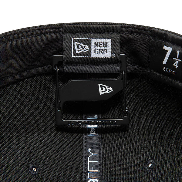 New Era Black Cap Clip