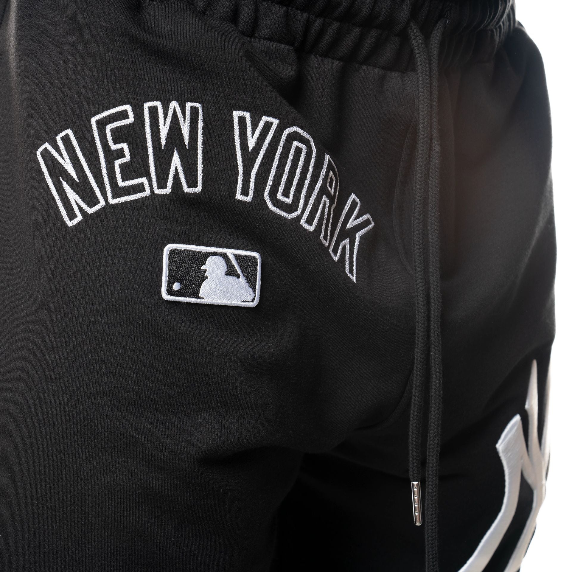 New York Yankees Higher Grade Basketball Shorts – New Era
