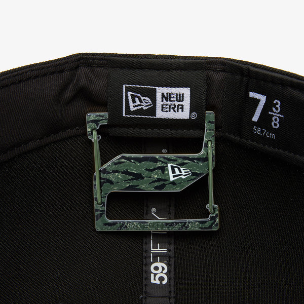 New Era Camo Cap Clip