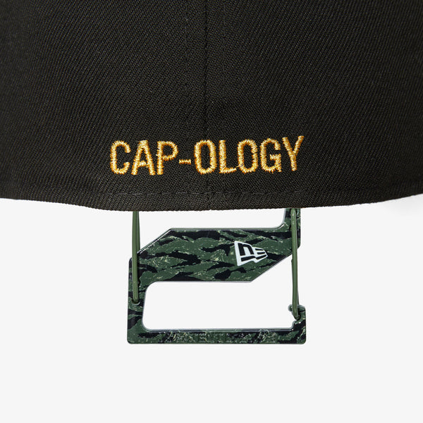 New Era Camo Cap Clip