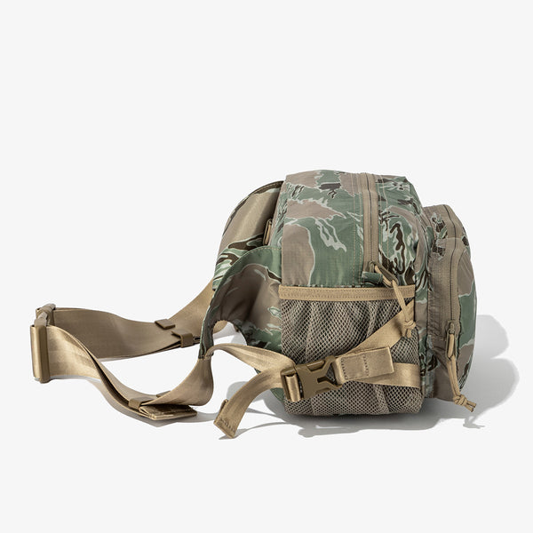 New Era 2025 Tiger Camo Square Waist Bag