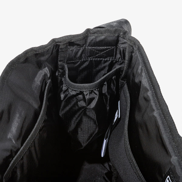 acc-messenger-bag-ne-blk