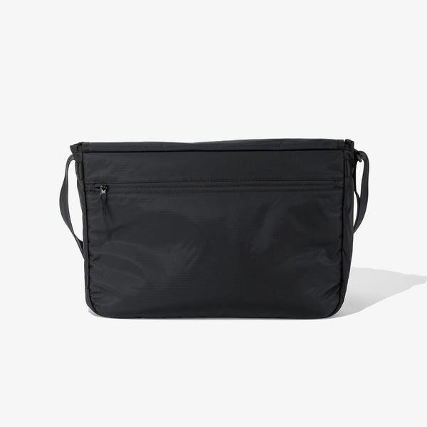 acc-messenger-bag-ne-blk