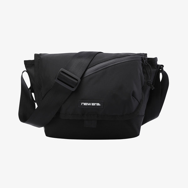 acc-utility-shoulder-mini-bag-ne-blk