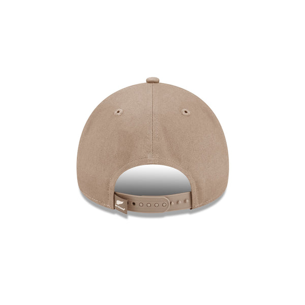 All Blacks Winter '26 Mountains Camel 9FORTY A-Frame Snapback - R