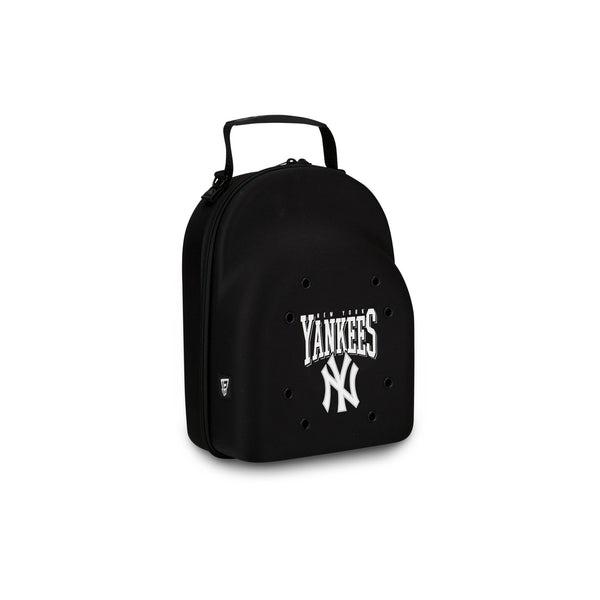 New York Yankees Old School Script Black 6 Pack Cap Carrier