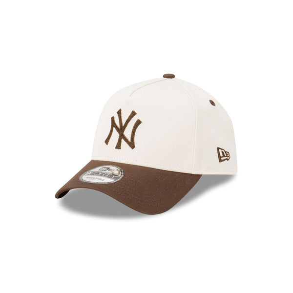 New York Yankees Chainstitch Two-Tone White and Walnut Brown 9FORTY A-Frame Snapback