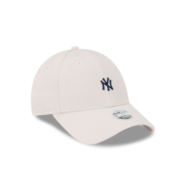 New York Yankees Repreve Mini Logo Stone 9FORTY Cloth Strap