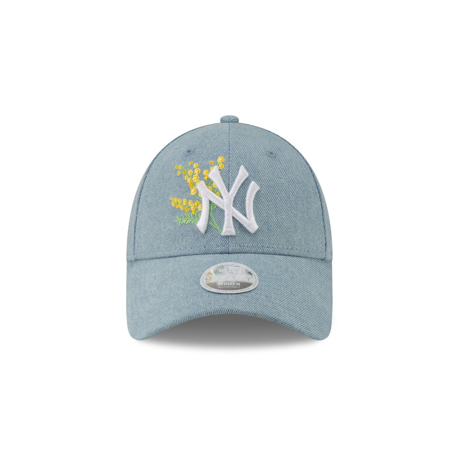 New York Yankees International Women s Day Blue 9FORTY Cloth Strap
