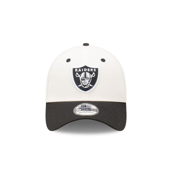 Las Vegas Raiders Two-Tone Chrome 39THIRTY Stretch Fit