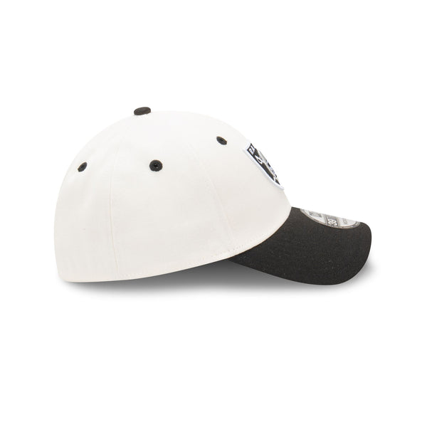 Las Vegas Raiders Two-Tone Chrome 39THIRTY Stretch Fit