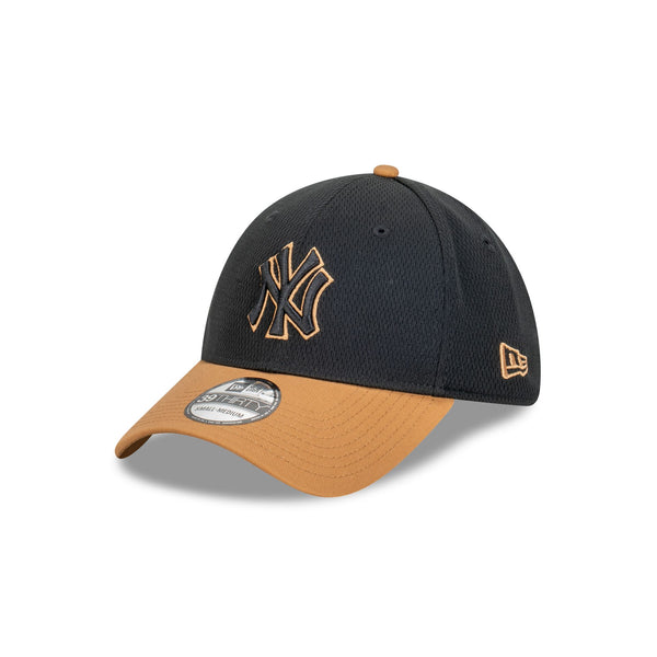 New York Yankees Wheat Dashmark Black Two-Tone 39THIRTY Fitted