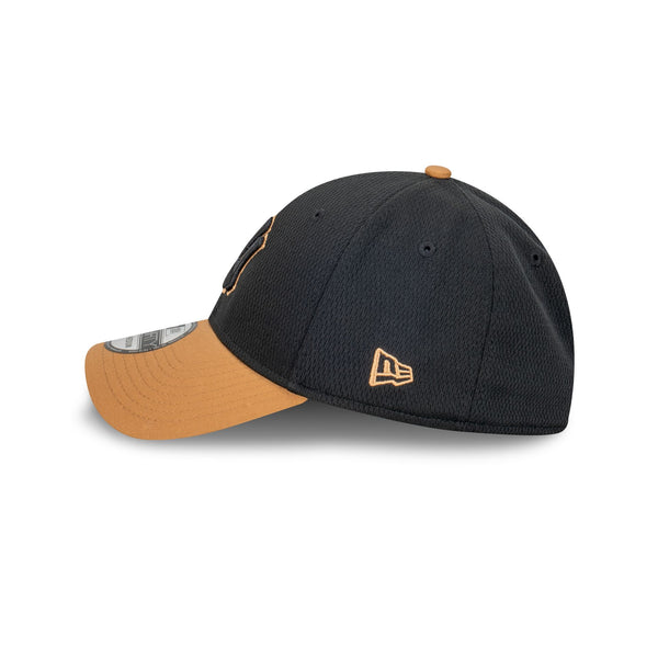New York Yankees Wheat Dashmark Black Two-Tone 39THIRTY Fitted
