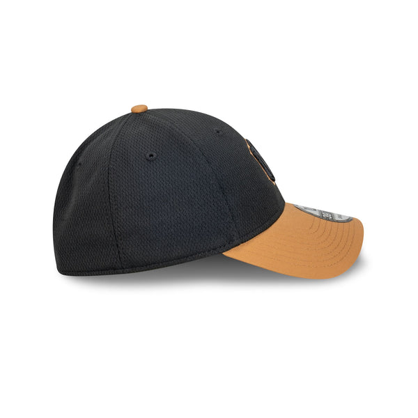 New York Yankees Wheat Dashmark Black Two-Tone 39THIRTY Fitted