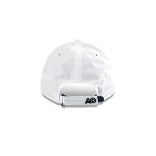 Australian Open '25 Core Outline Optic White 9FORTY Cloth Strap