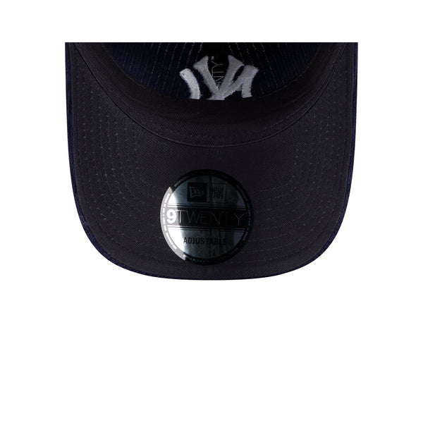 New York Yankees Winter Corduroy 9TWENTY Cloth Strap
