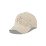 New York Yankees Seasonal Corduroy 9FORTY A-Frame Snapback