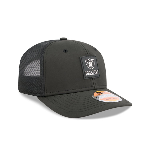 Las Vegas Raiders NFL Sideline '25 9SEVENTY Trucker