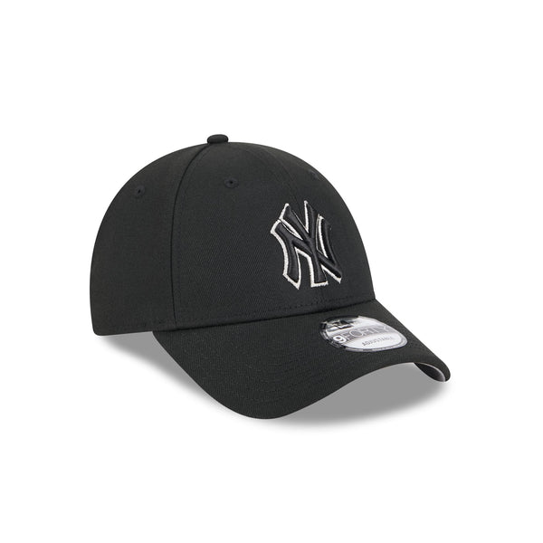 New York Yankees Black Metallic 9FORTY Snapback