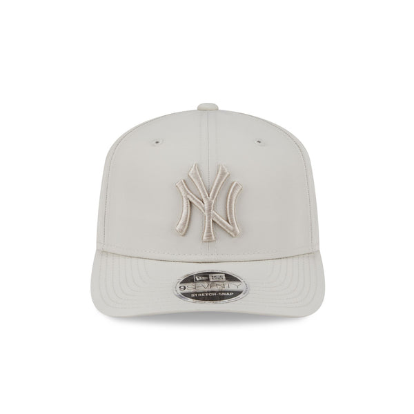 New York Yankees Stonal Pro-Lite 9SEVENTY Stretch Snap