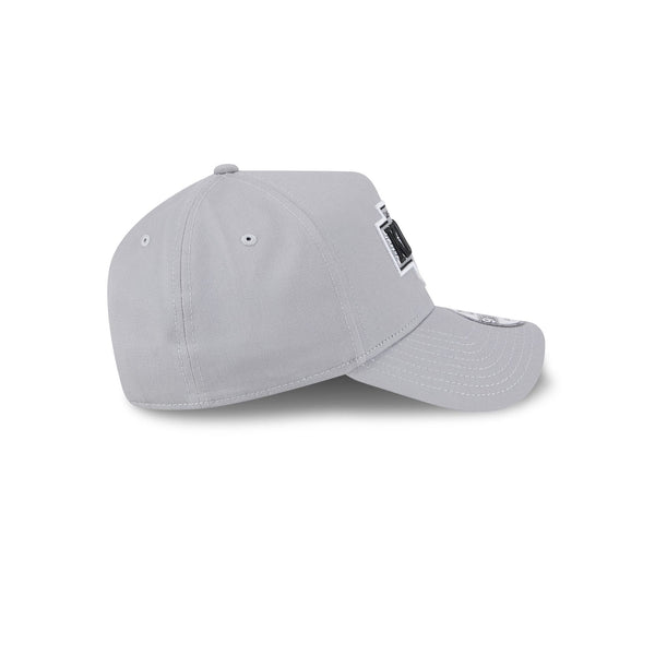 Los Angeles Kings Retro Shield 9FORTY A-Frame Snapback