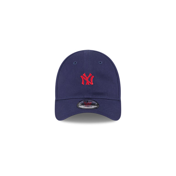 New York Yankees Festive Mini Kids 9TWENTY Cloth Strap