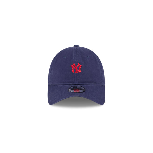 New York Yankees Festive Mini Kids 9TWENTY Cloth Strap