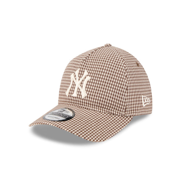 New York Yankees Reserve Brown Check 9TWENTY A-Frame Cloth Strap