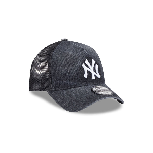 New York Yankees Washed Denim 9FORTY A-Frame Trucker