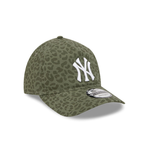New York Yankees Reserve Tonal Leopard Olive 9TWENTY A-Frame Snapback