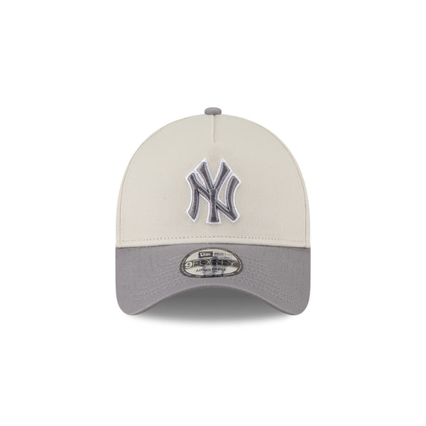 New York Yankees Storm Two-Tone 9FORTY A-Frame Snapback