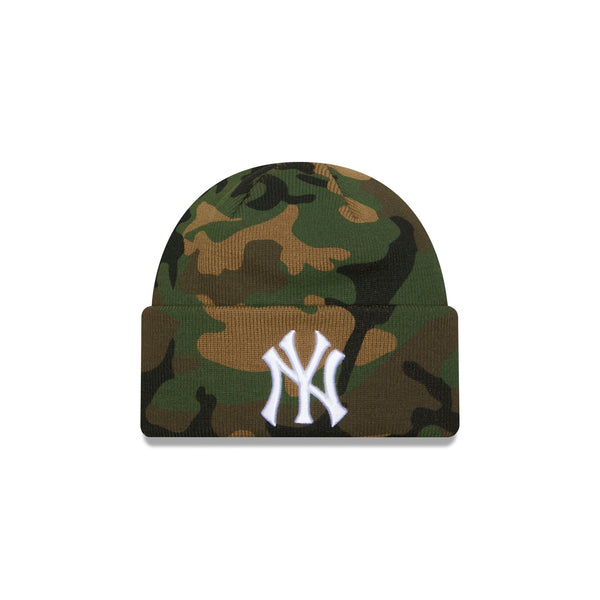 New York Yankees Seasonal Woodland Camo Beanie