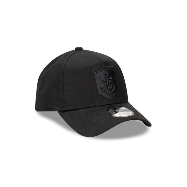 Fremantle Dockers Black on Black 9FORTY A-Frame Snapback
