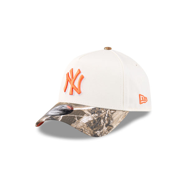 New York Yankees RealTree Signal Orange 9FORTY A-Frame® Snapback