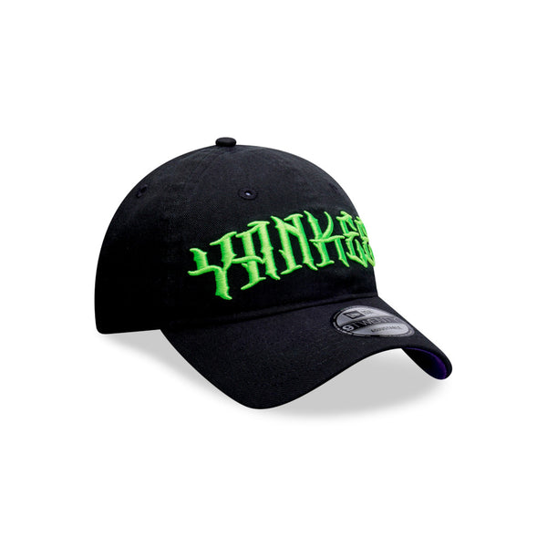 New York Yankees Spooky Script 9TWENTY Cloth Strap