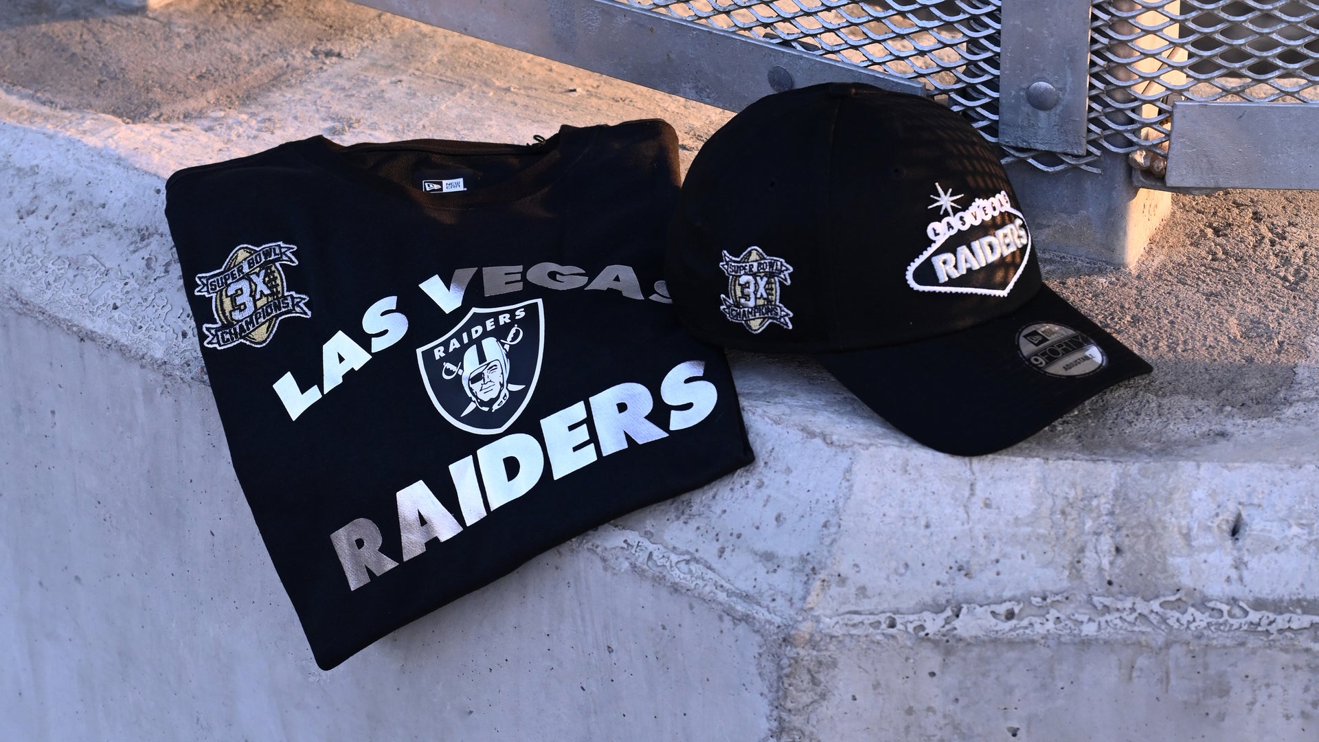 NFL, Accessories, Oakland Raiders 2 Vintage Hats