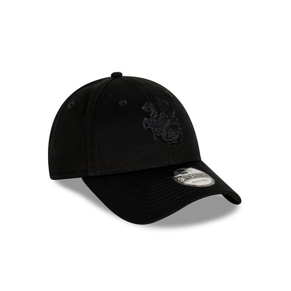 St George Illawarra Dragons Black on Black 9FORTY Snapback