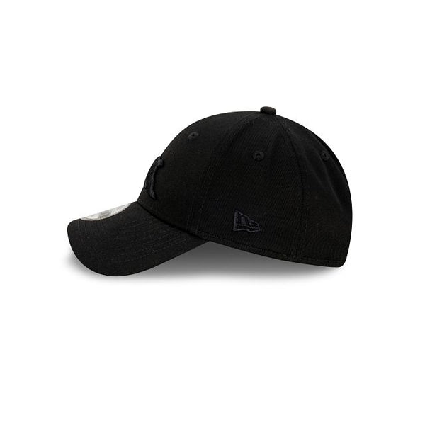 South Sydney Rabbitohs Black on Black 9FORTY Snapback