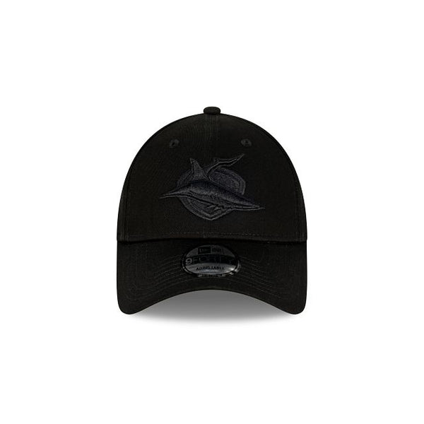 Cronulla Sutherland Sharks Black on Black 9FORTY Snapback