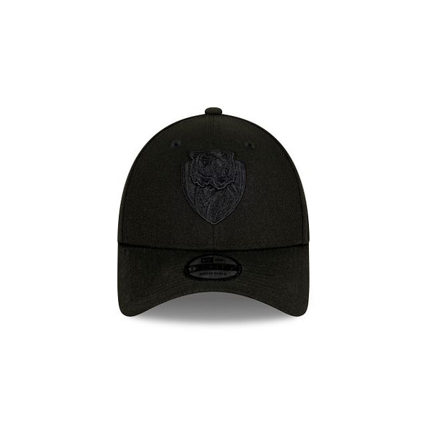 Richmond Tigers Black on Black 9FORTY Snapback