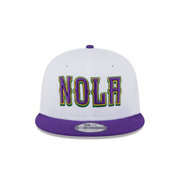 new orleans pelicans mascot hat