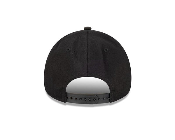 Las Vegas Raiders NFL Essentials Black on Black 9FORTY A-Frame Snapback