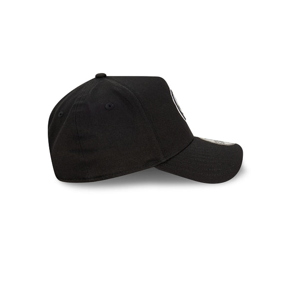 Dallas Mavericks NBA Essentials Black 9FORTY A-Frame Snapback